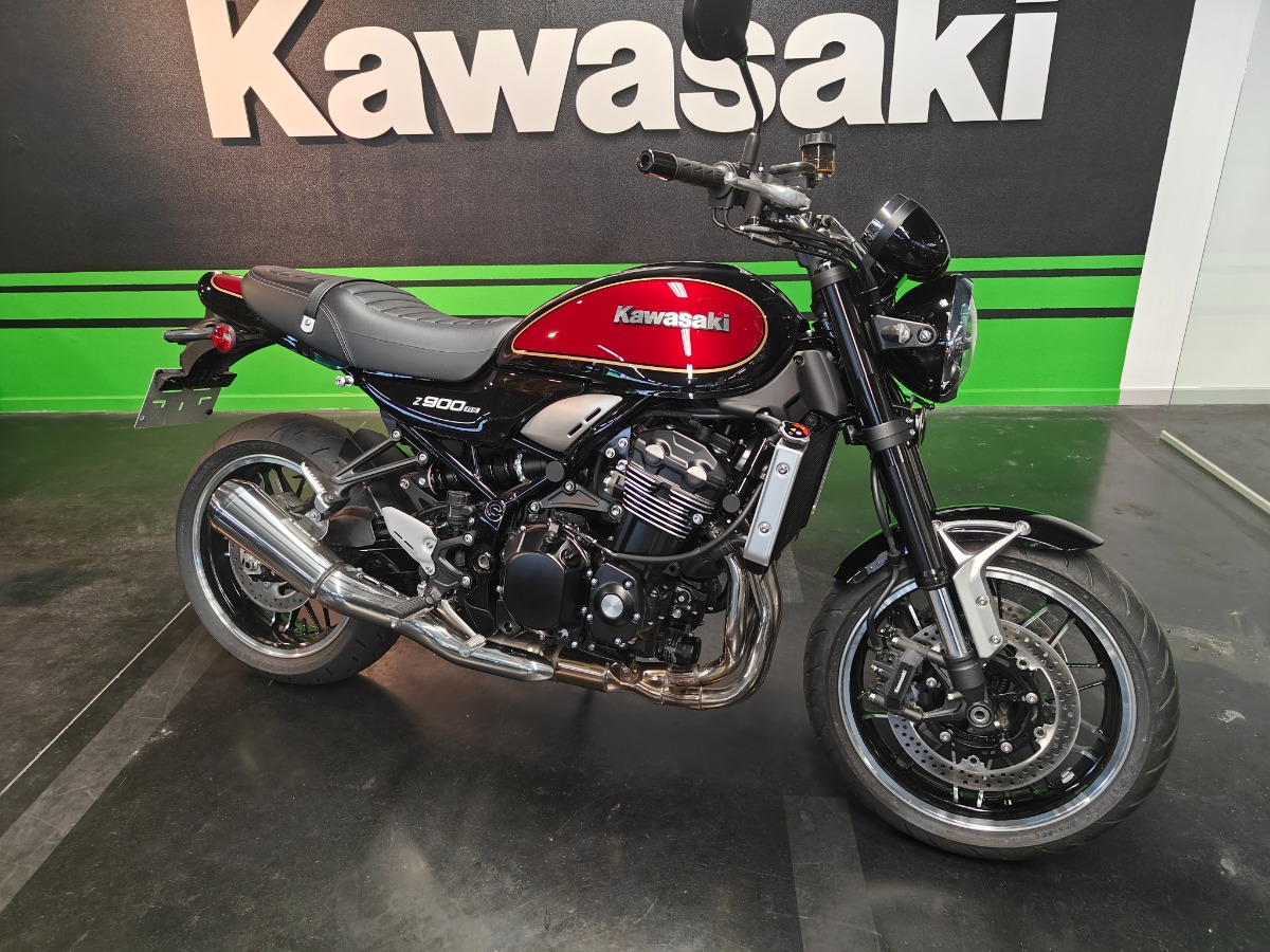 2023_Kawasaki_Z900RS